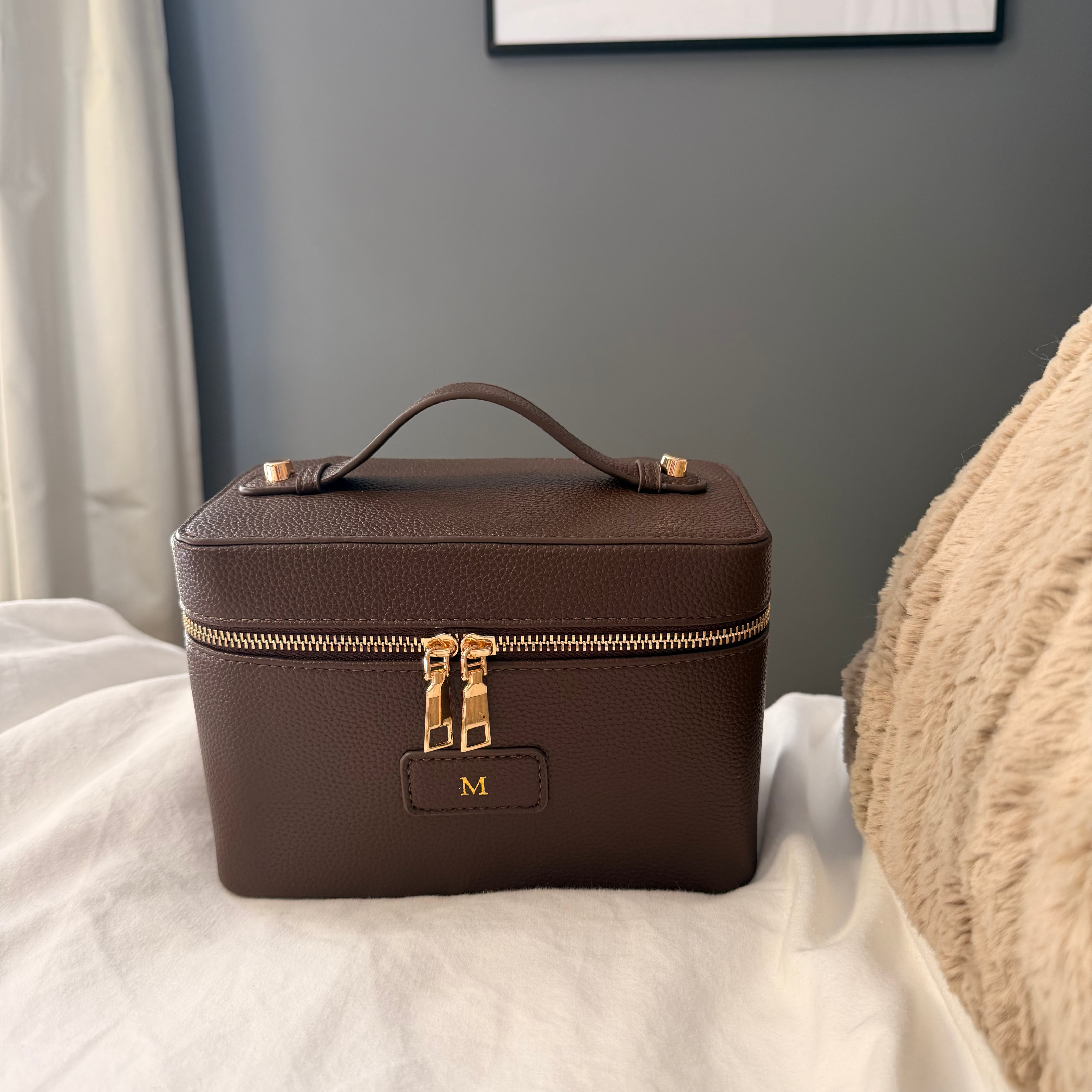 Tall Vanity Case - Goldbar