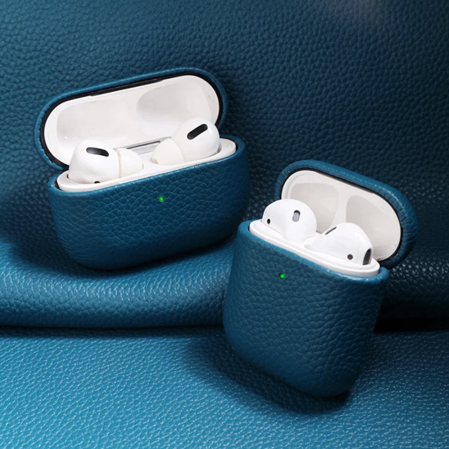 Pebble Airpods Case - Goldbar