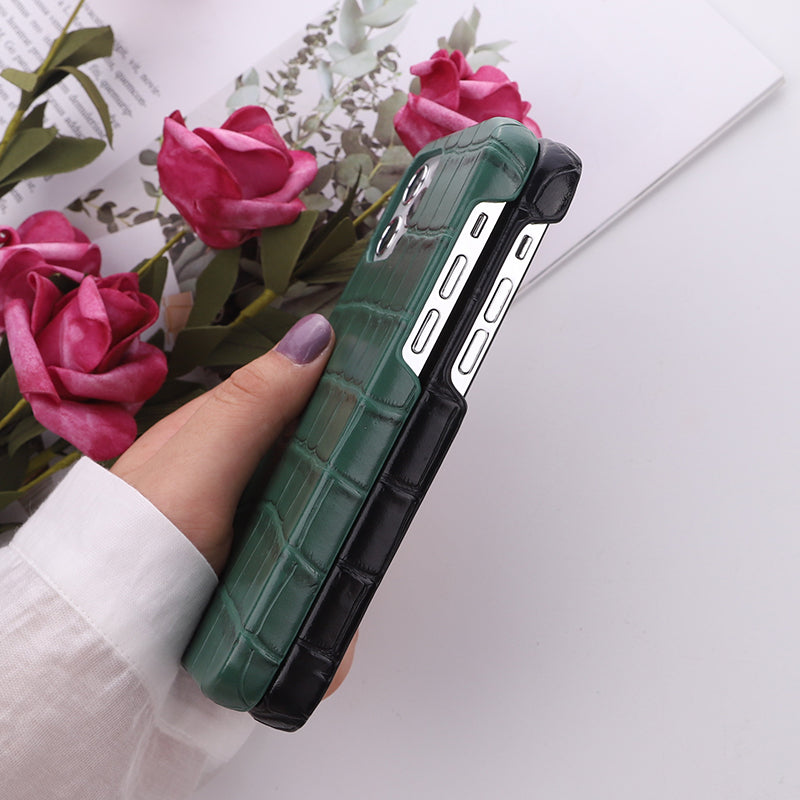 Croc Phone Case 2.0 - Goldbar