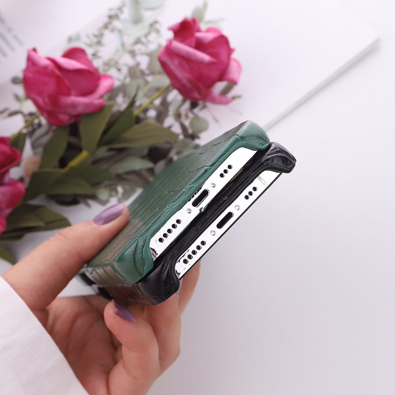 Croc Phone Case 2.0 - Goldbar